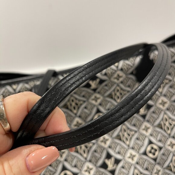 Louis Vuitton Since 1854 Neverfull with Pouch MM (JB1131) - Picture 6 of 14